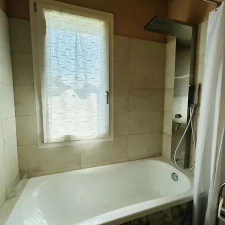 Apartment Kibilu - Via Galvani Con Parcheggio E Giardino Privato Ispra