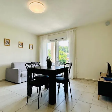 Kibilu - Via Galvani Con Parcheggio E Giardino Privato Apartment Ispra