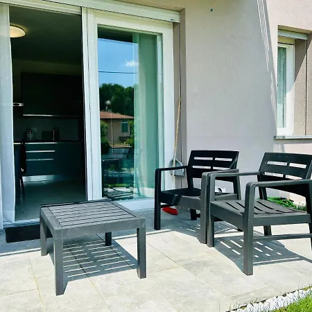 Kibilu - Via Galvani Con Parcheggio E Giardino Privato Ispra